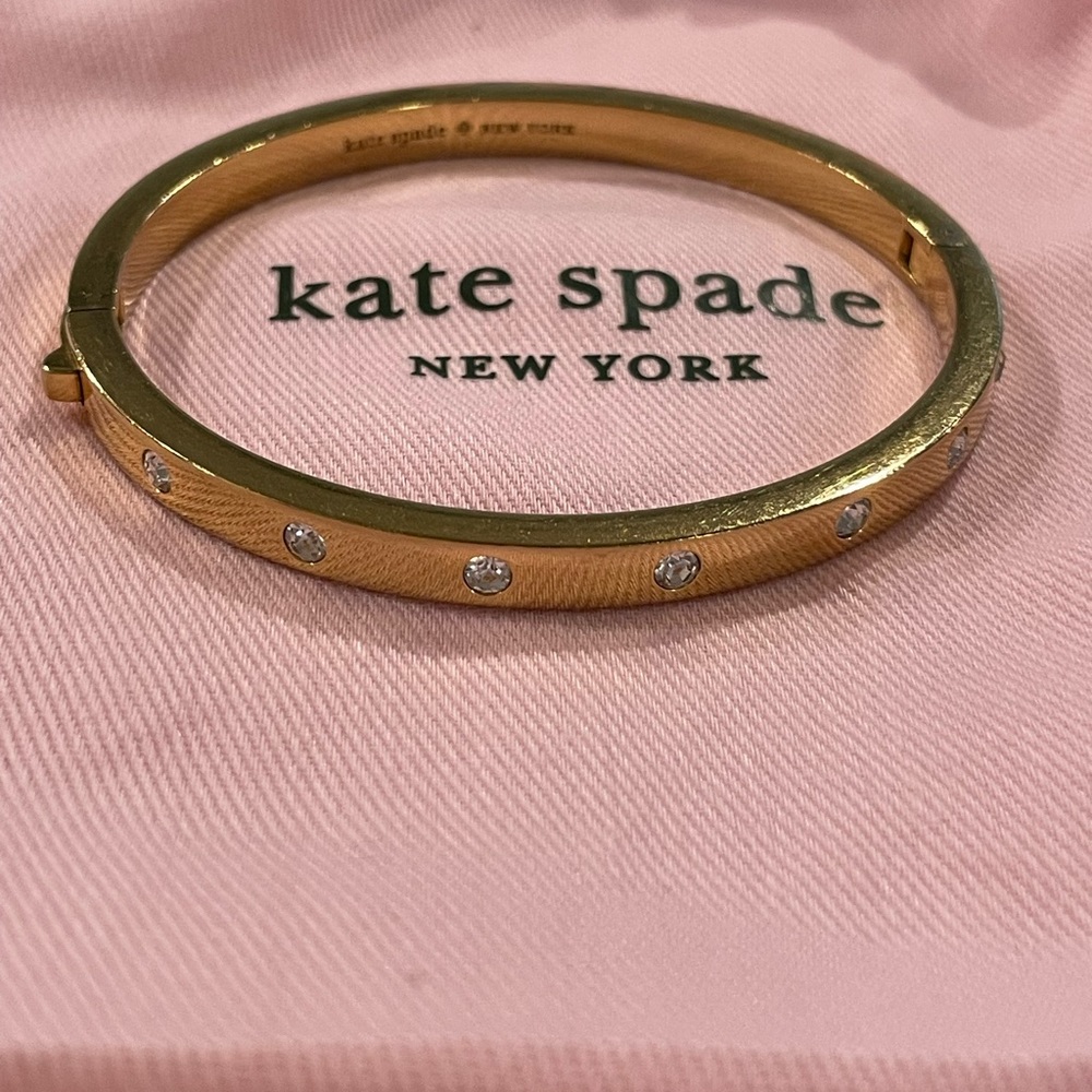 Kate Spade Set In Stone Hinged Bangle